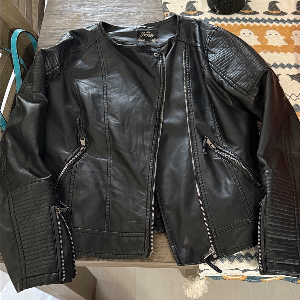 Black Vegan Leather Jacket with Zipper- like new